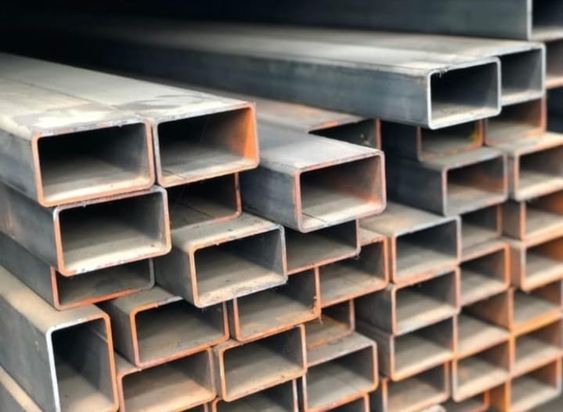 Read more about the article BAGAIMANA MEMILIH UKURAN DAN DIMENSI BESI HOLLOW YANG TEPAT UNTUK PROYEK ANDA