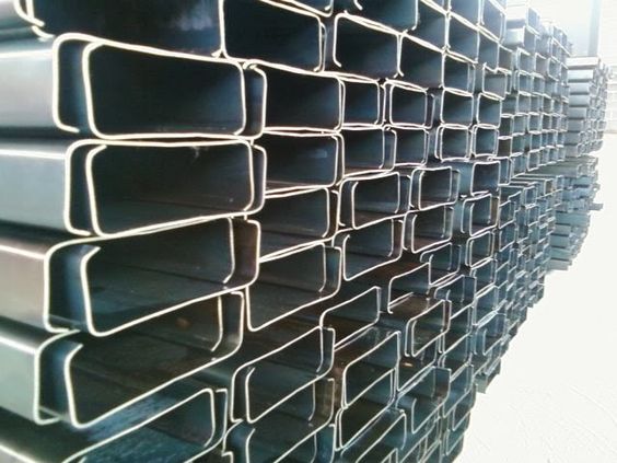 Read more about the article MENGOPTIMALKAN PENGGUNAAN BESI CNP DAN INP DALAM PROYEK KONSTRUKSI BESI BAJA