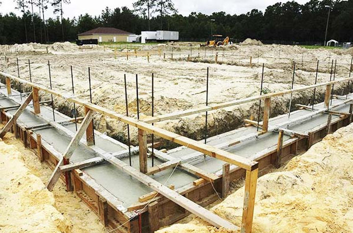 Read more about the article KEUNTUNGAN MENGGUNAKAN WIREMESH DIBANDINGKAN TULANGAN BETON KONVENSIONAL