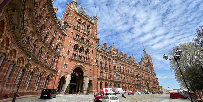 Read more about the article ST PANCRAS INTERNATIONAL STATION: PERMATA ARSITEKTUR DAN GERBANG EROPA