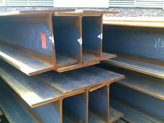 Read more about the article KAPAN HARUS MEMILIH BESI WF? PANDUAN LENGKAP UNTUK PROYEK BANGUNAN ANDA