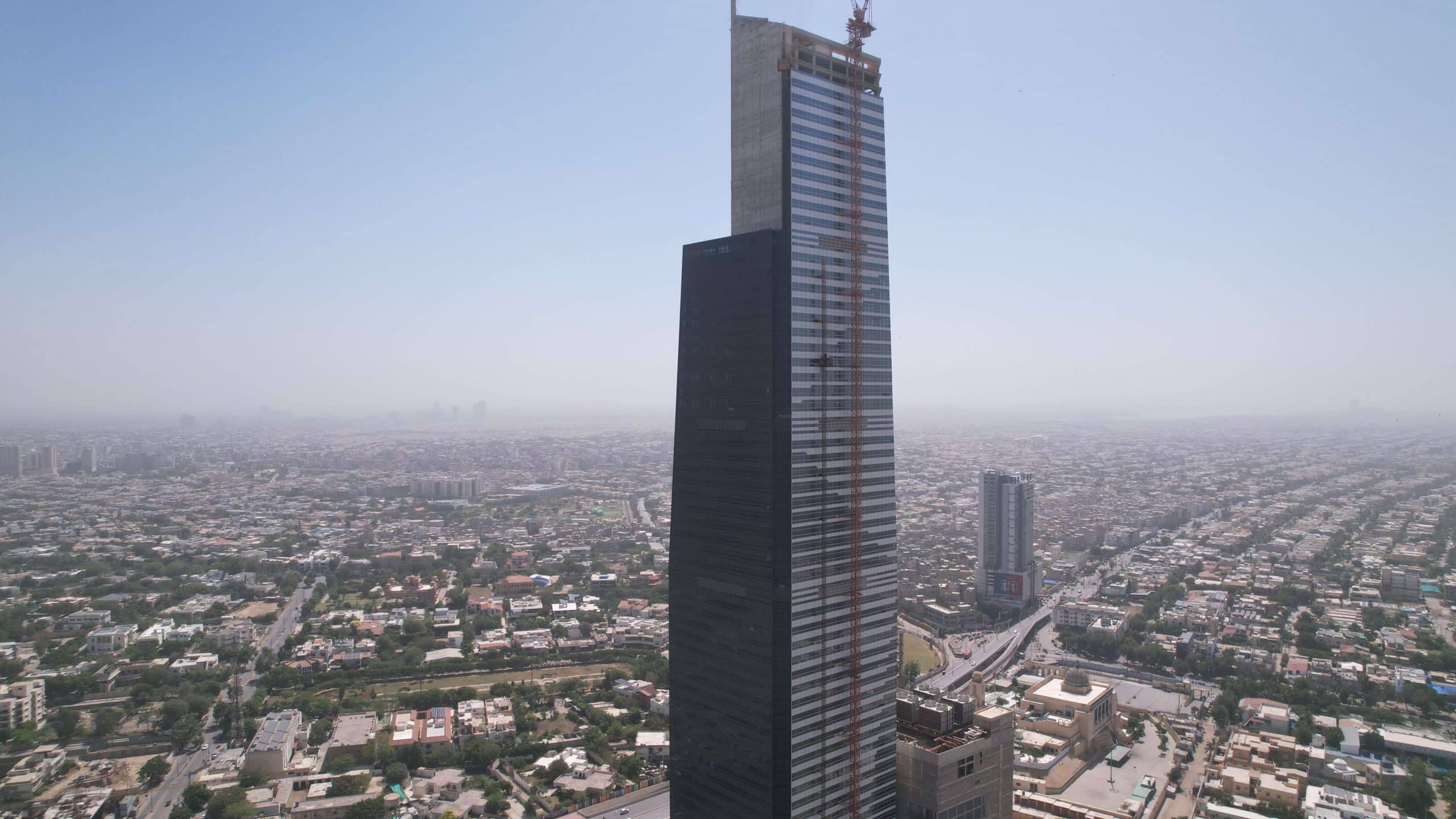Read more about the article BAHRIA ICON TOWER: MAHAKARYA MODERN DI CAKRAWALA KARACHI